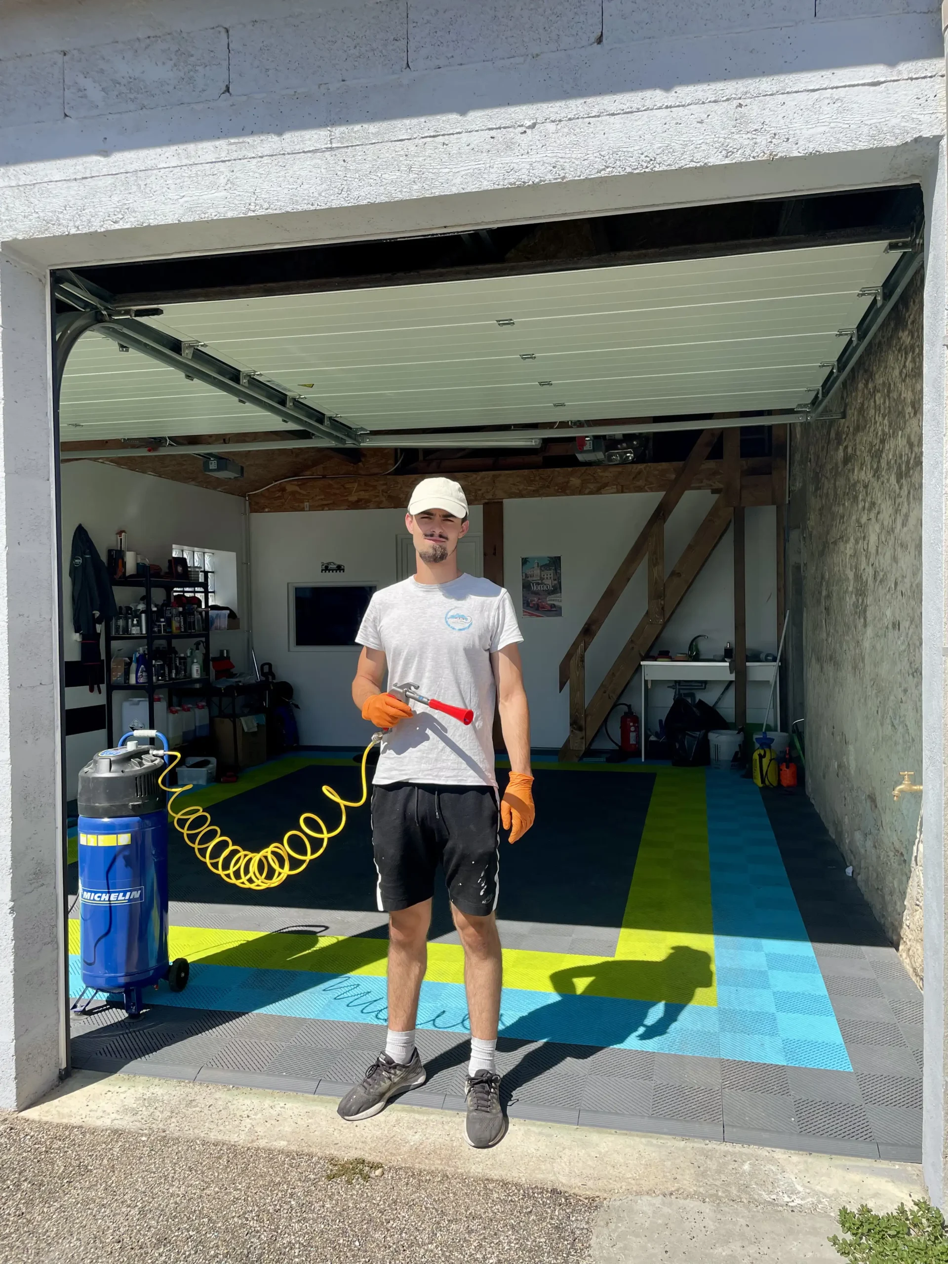 Portrait d’Eddy, expert en lavage auto et dirigeant de Lavauto47 à Agen